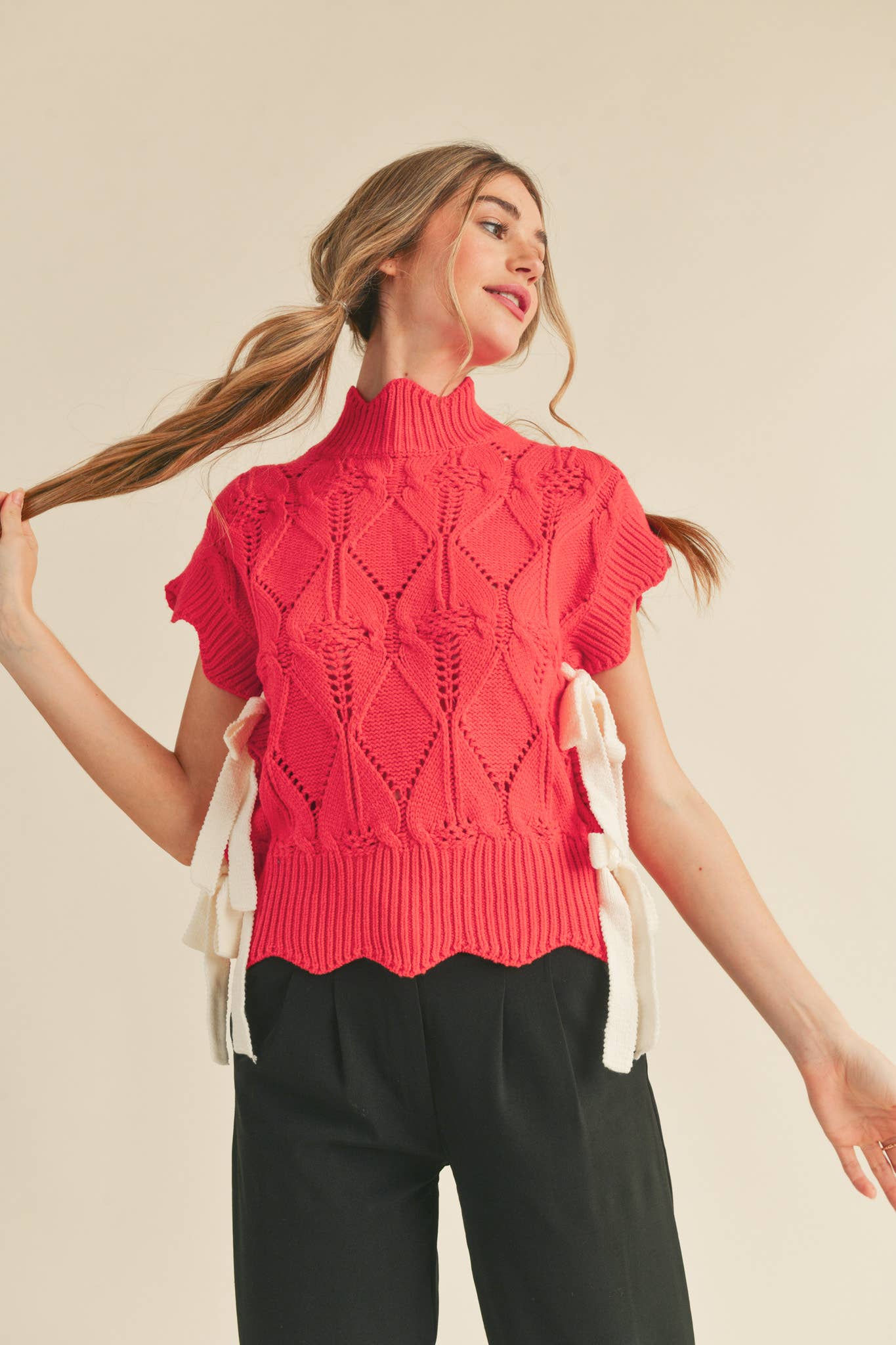 MOCK NECK CROPPED SWEATER VEST
