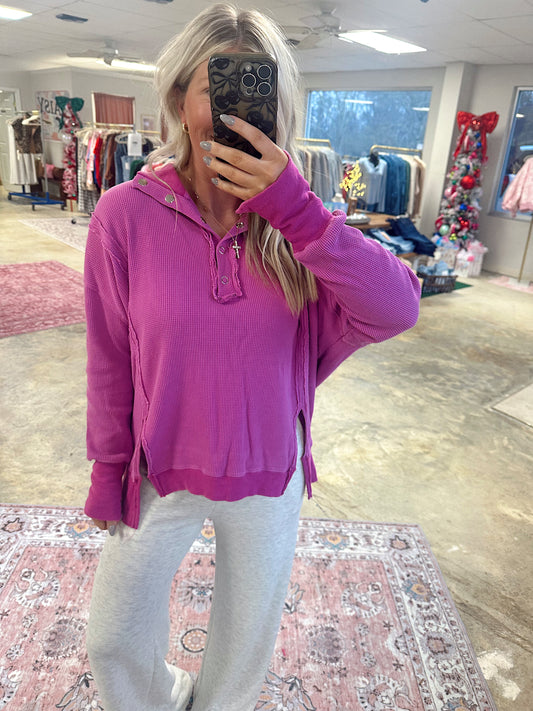 BUTTON HENLEY TOP