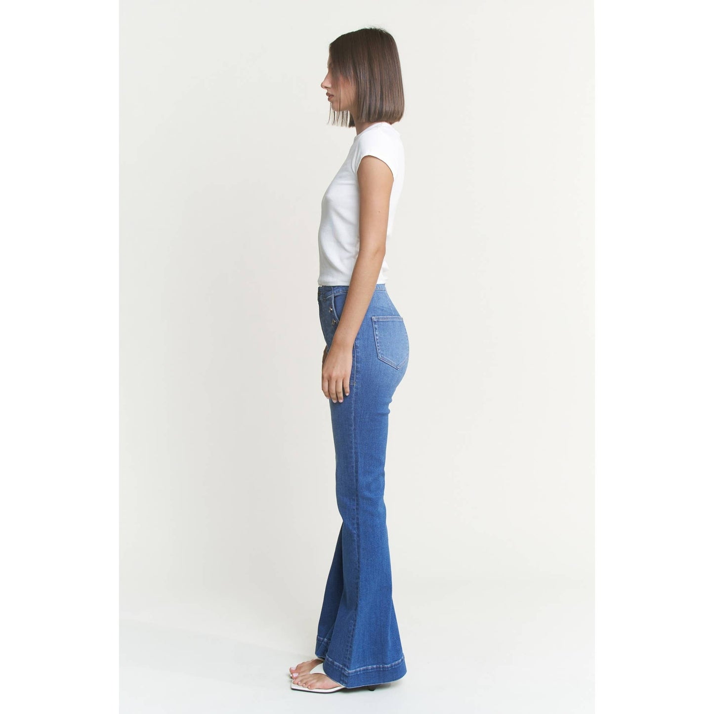 HIGH RISE FLARE WITH BUTTON PATCH POCKET