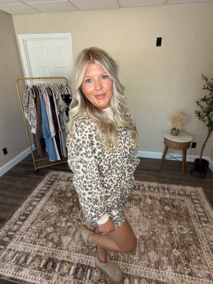 LEOPARD PULLOVER