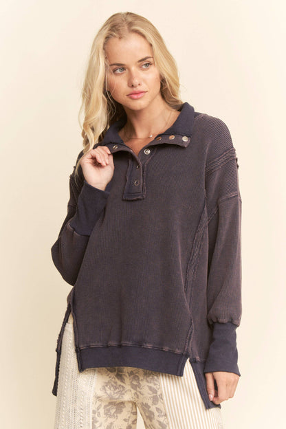 BUTTON HENLEY TOP