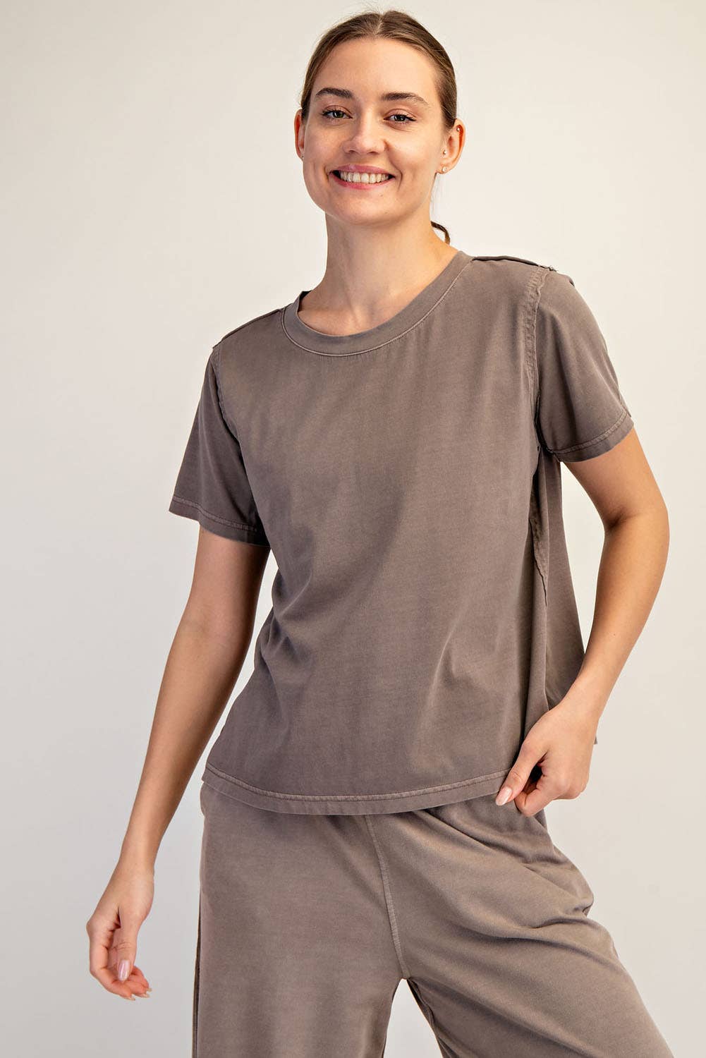 PIGMENT WASHED COTTON TEE