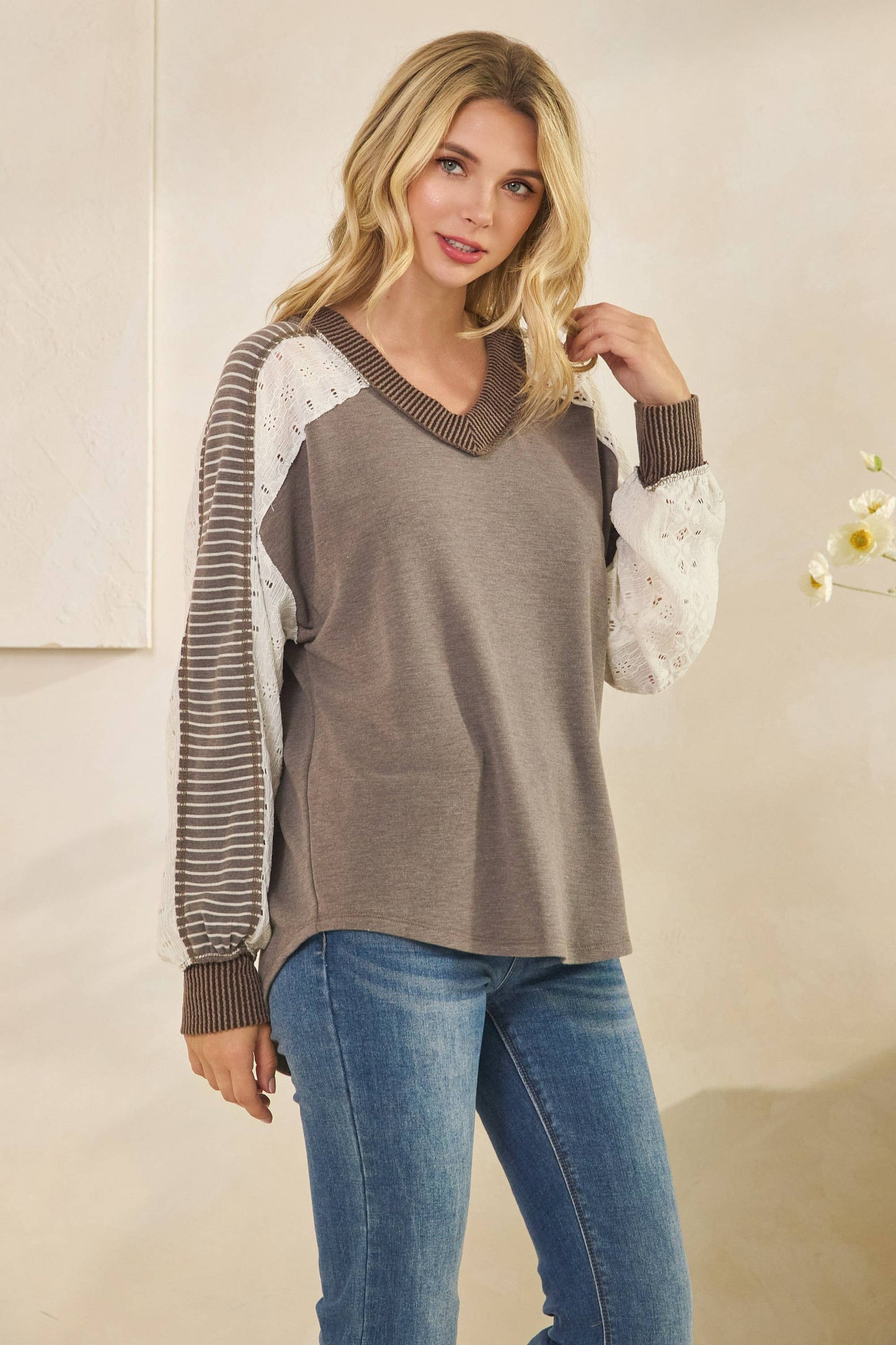 Contrast V Neck Long Sleeve Top