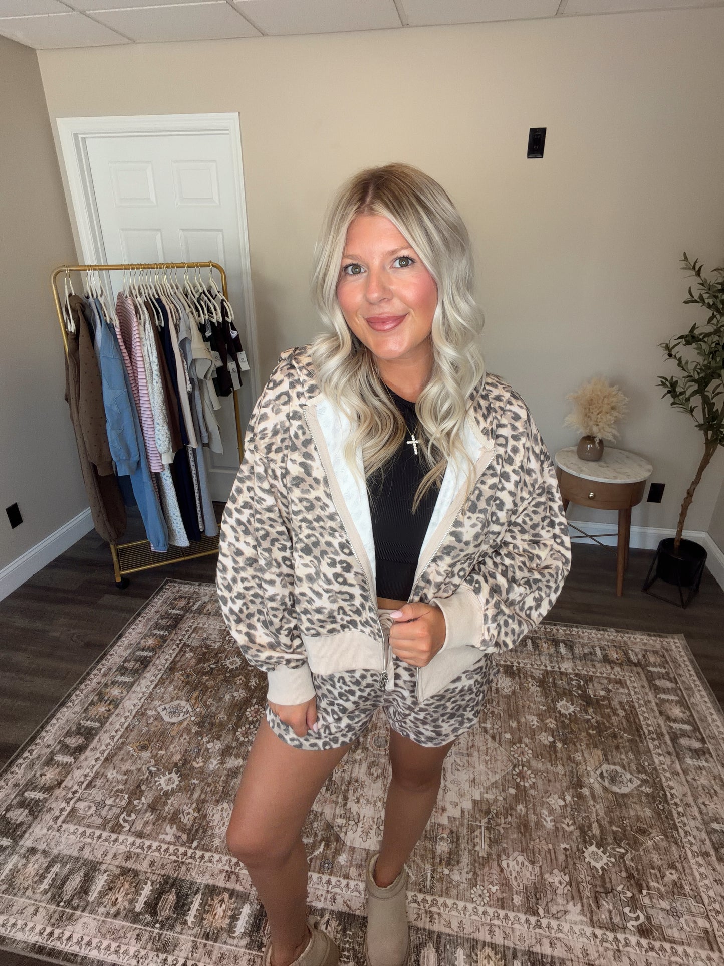LEOPARD ZIP UP