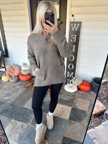 ONE BUTTON FRONT FLAP COLLAR RIBBED KNIT SWEATER PULLOVER