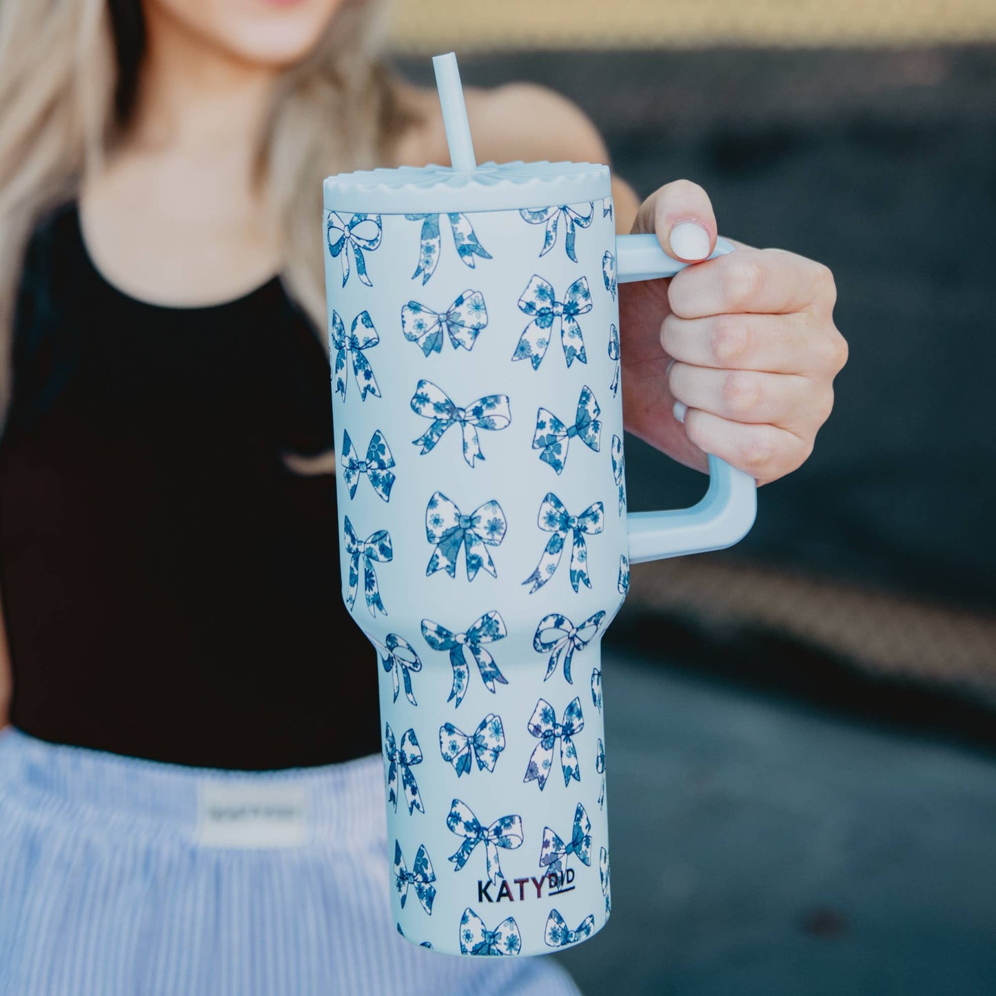 Light Blue Bow Tumbler