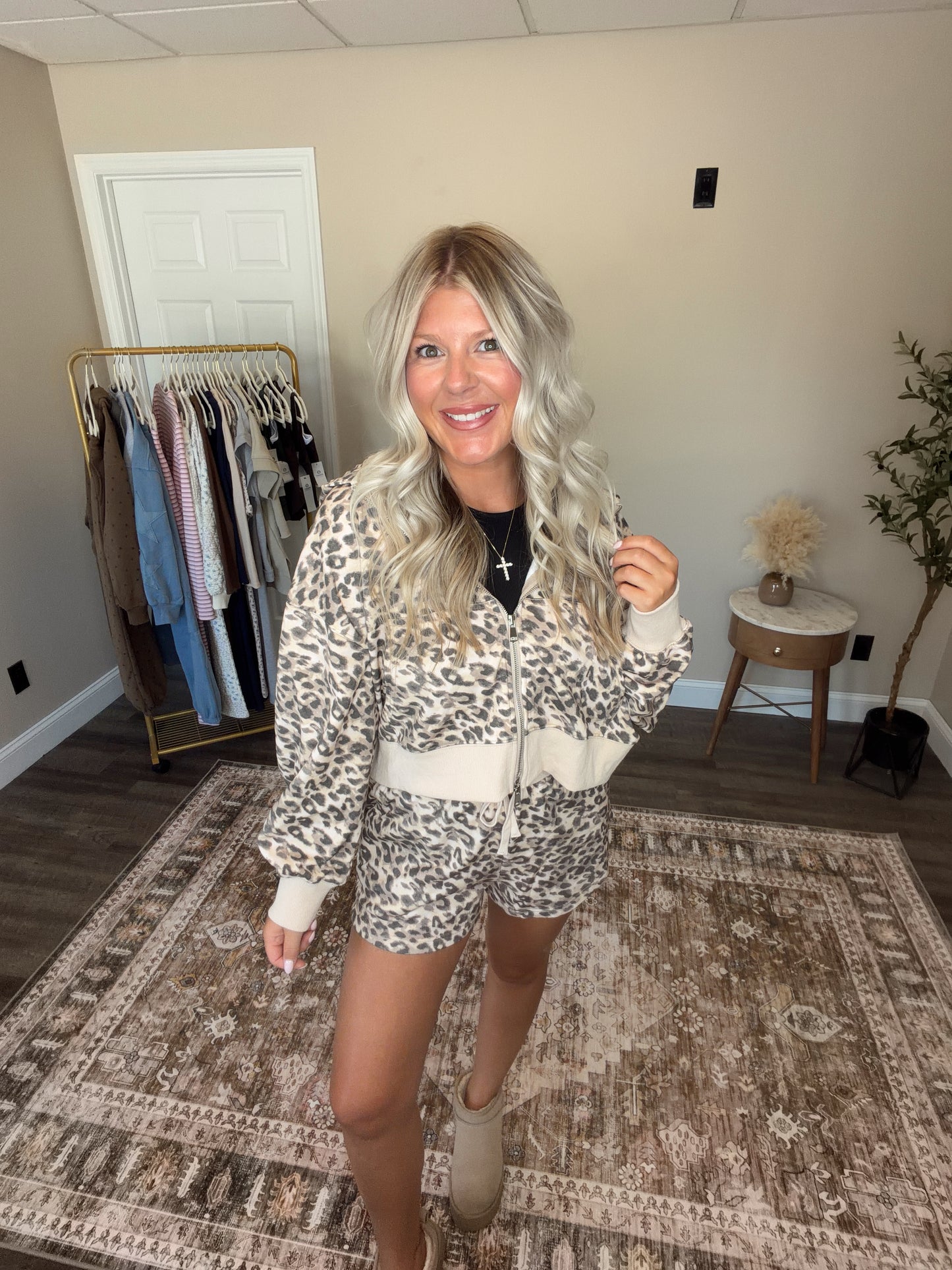 LEOPARD ZIP UP