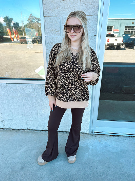 Oversized Leopard Sweatshirt