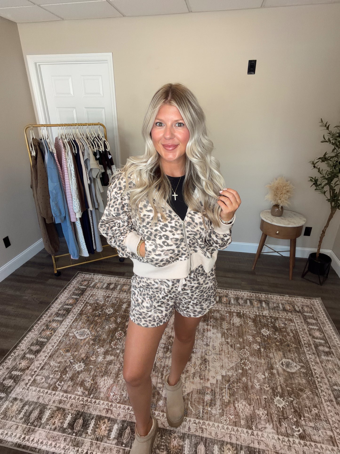 LEOPARD ZIP UP