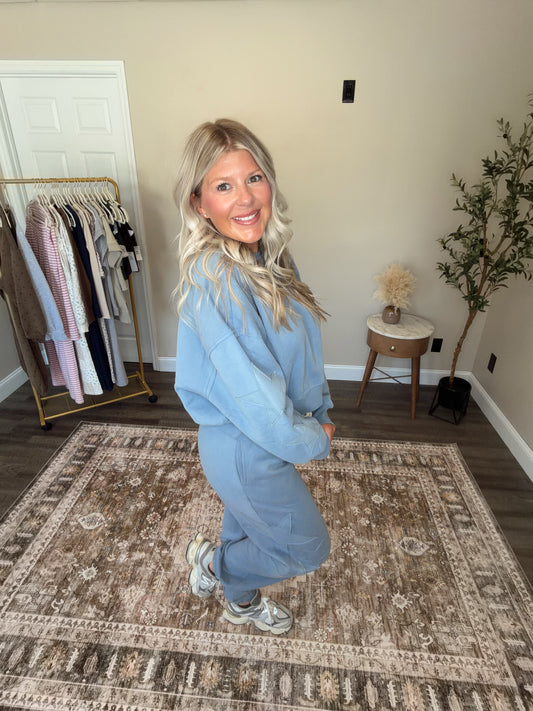 Star Patch Sleeve Sweatshirt