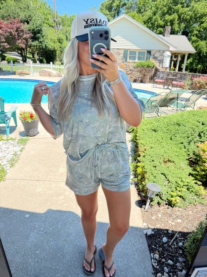 Leslie Camo Shorts Set