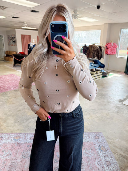 Daisy Drift Floral Embroidered Top