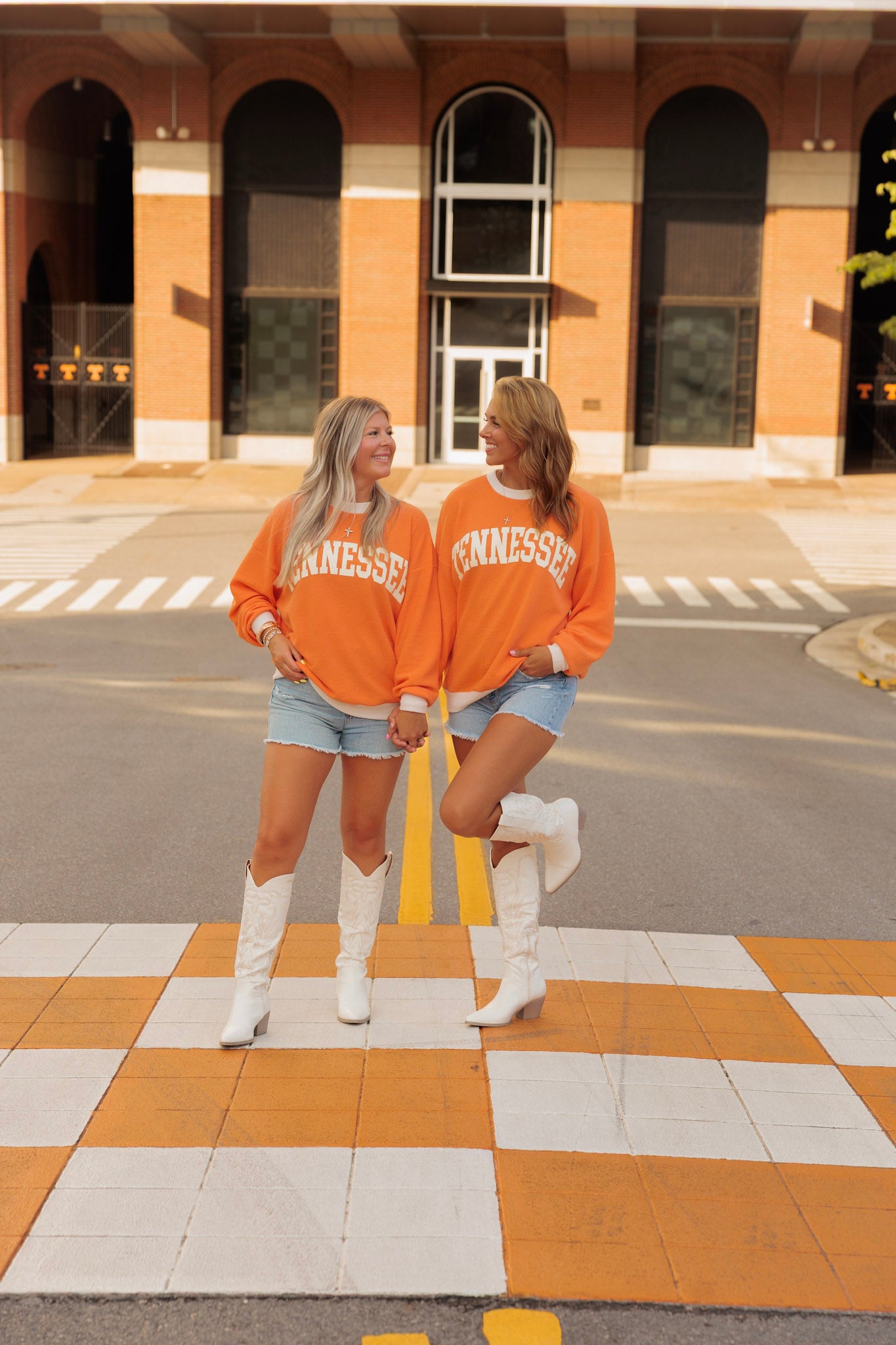 TENNESSEE CONTRAST WAFFLE PULLOVER