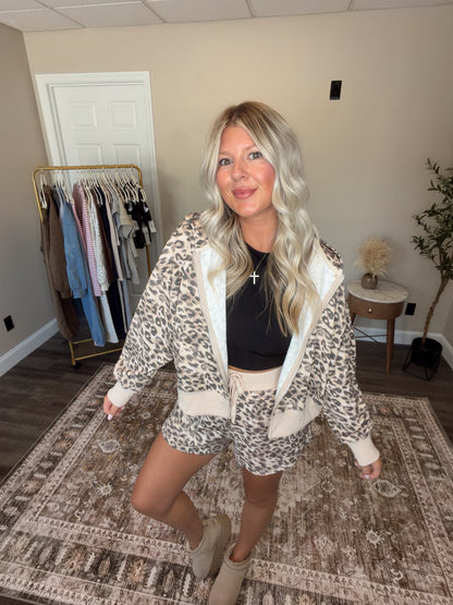 LEOPARD ZIP UP