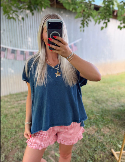 Oversized V-Neck Mineral Washed Top