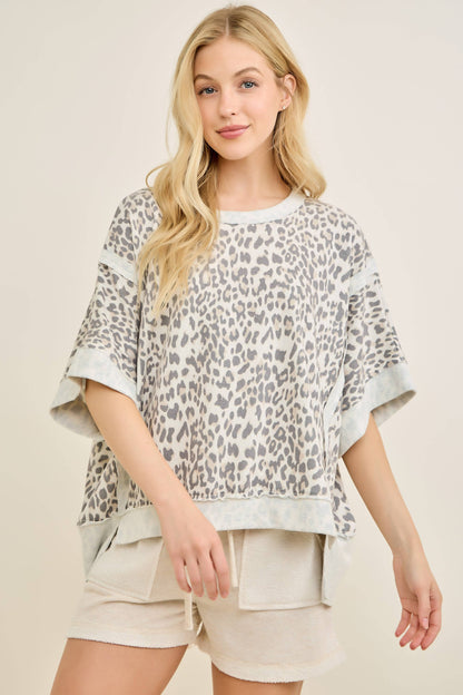 PLUS SIZE Leopard Top